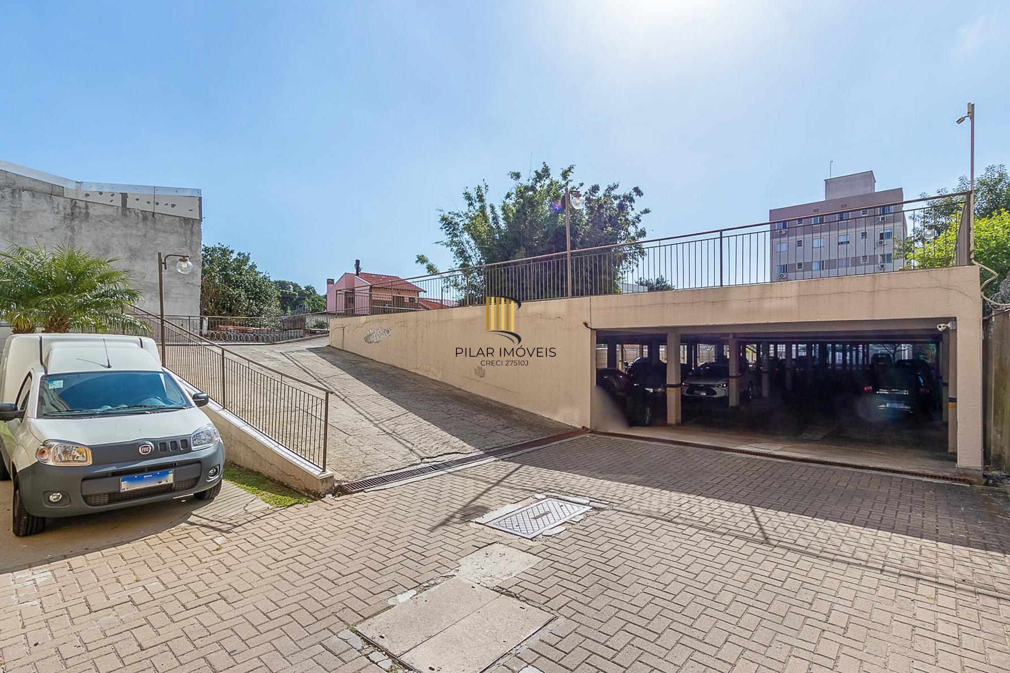 Apartamento Semimobiliado de 2 Quartos na Glória, Porto Alegre