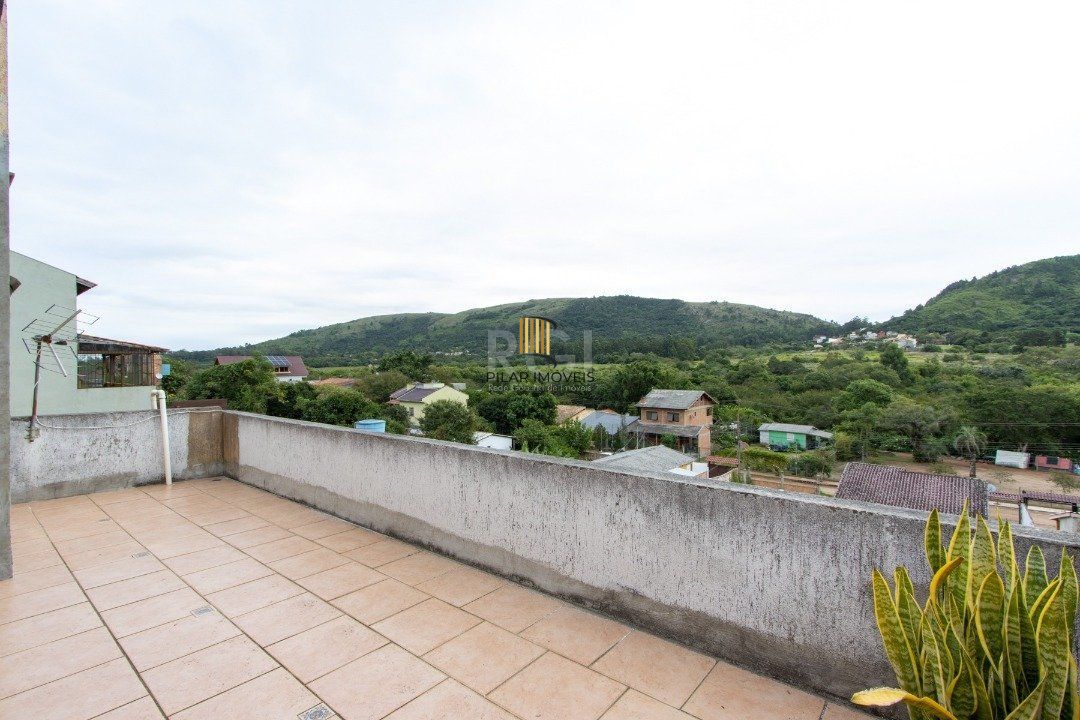 Casa 4 dormitórios no bairro Hípica
