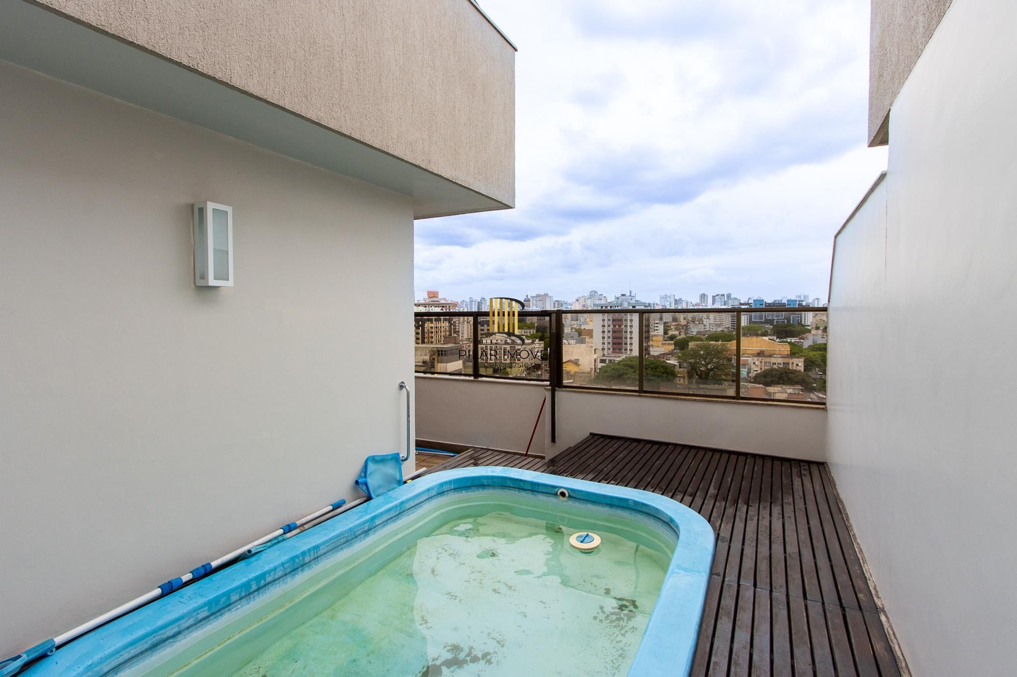 Cobertura no Menino Deus com vista espetacular