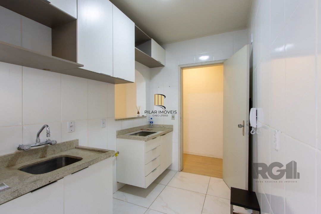 Apartamento | 2 quartos | 65,00m2 | 1 vaga | Bairro Menino Deus