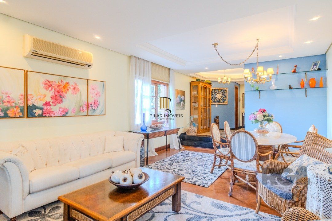 Apartamento amplo de 191m² privativos reformado