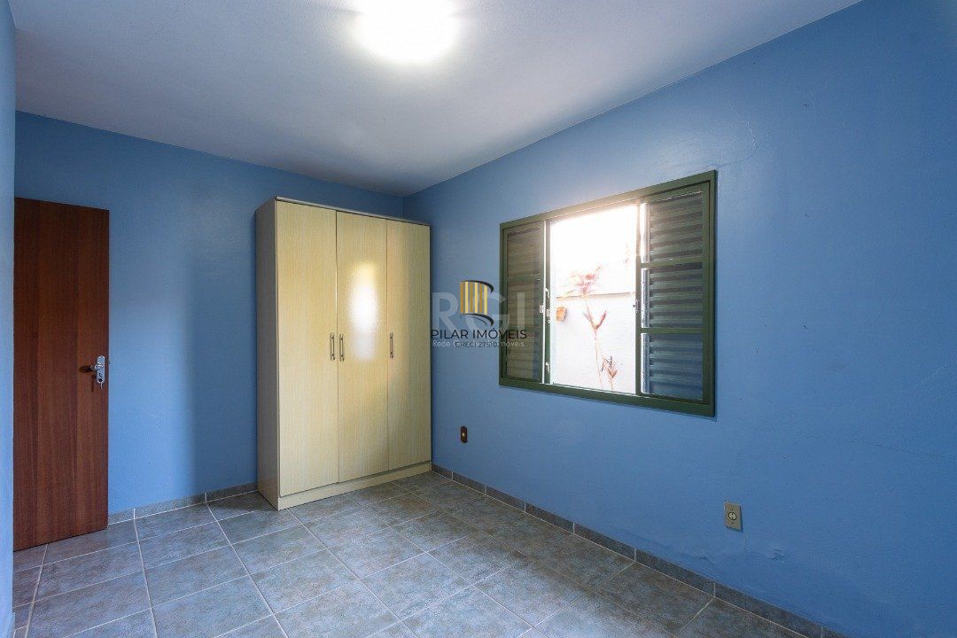 Casa para Venda - 244m², 3 dormitórios, sendo 1 suites, 2 vagas - Guarujá