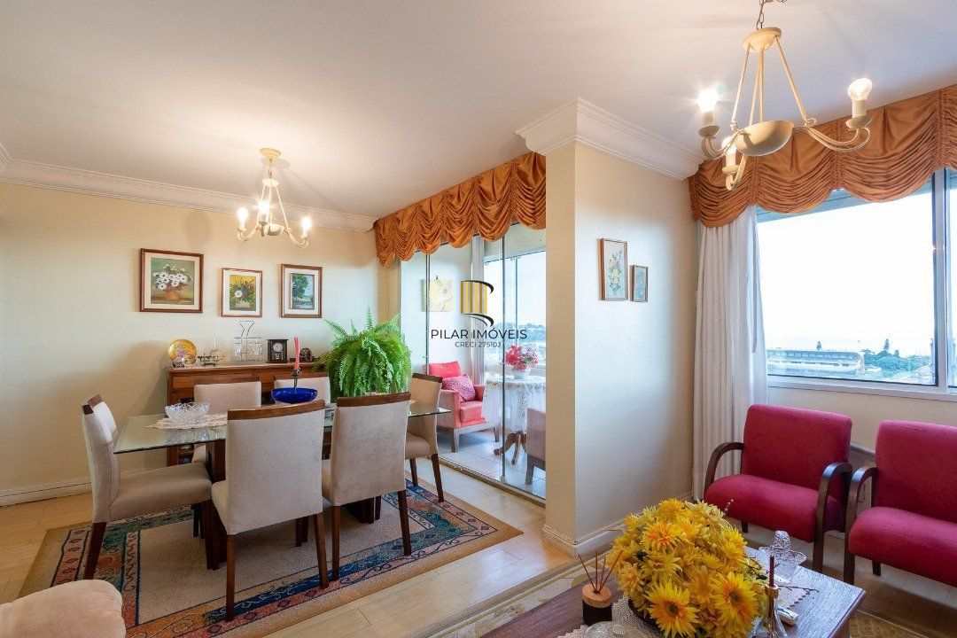 Cobertura para Venda - 230.54m², 3 dormitórios, sendo 1 suites, 2 vagas