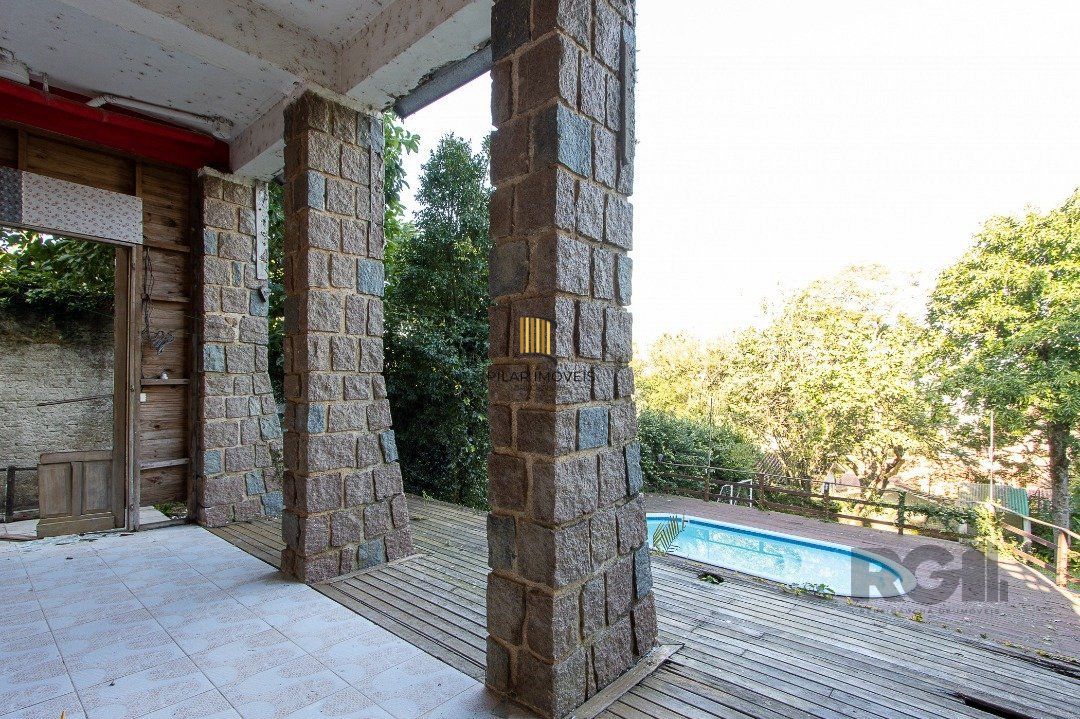 Casa para Venda - 380m², 4 dormitórios, sendo 1 suites, 4 vagas - Vila Assunção