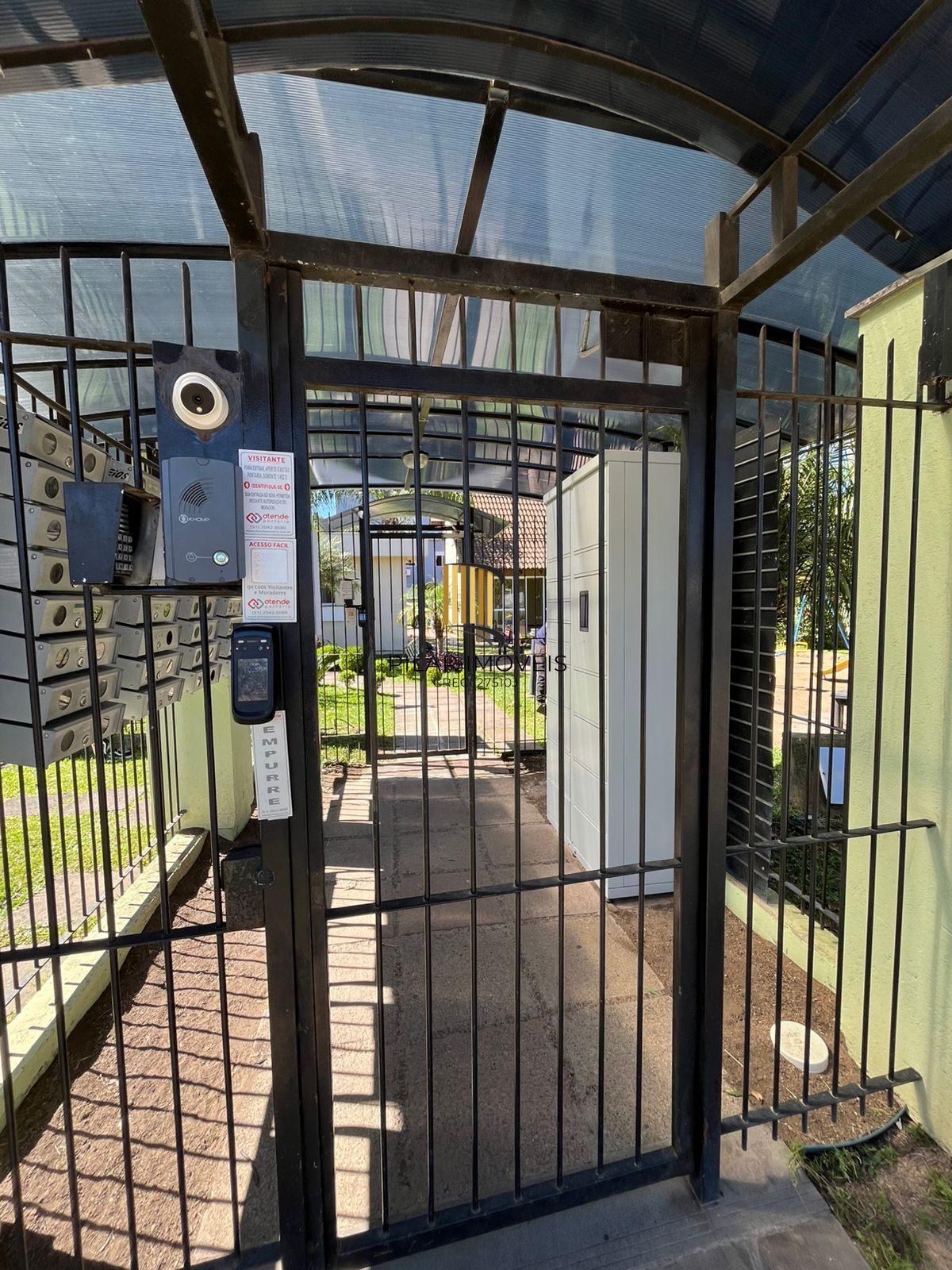 Apartamento térreo 2 dormitórios mobiliado I Bairro Ipanema