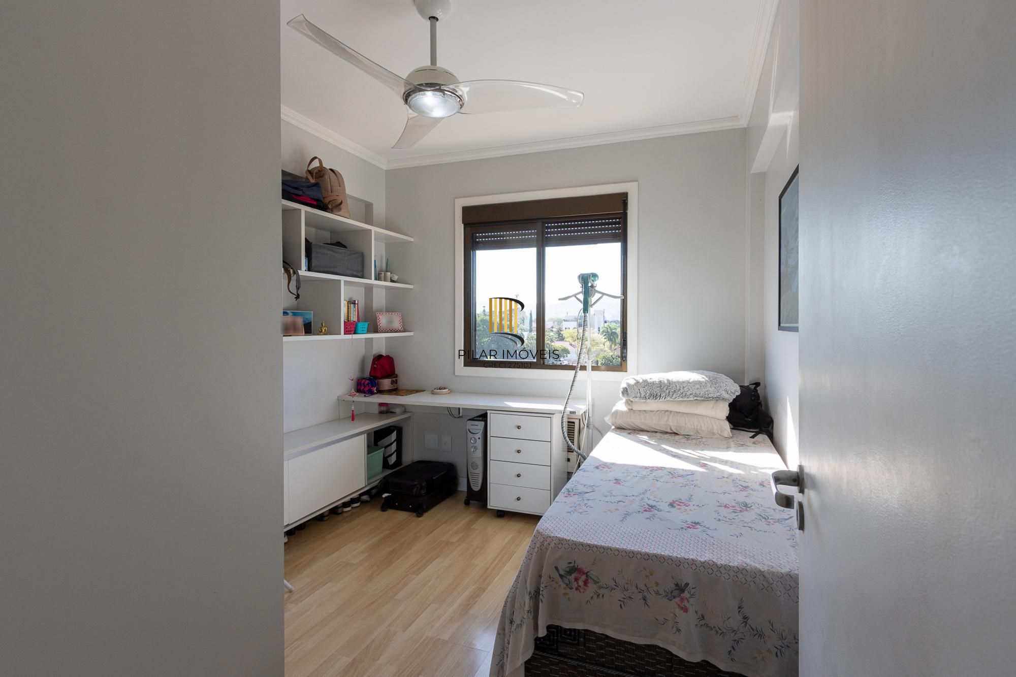 Apartamento 3 dormitórios no bairro Cristal