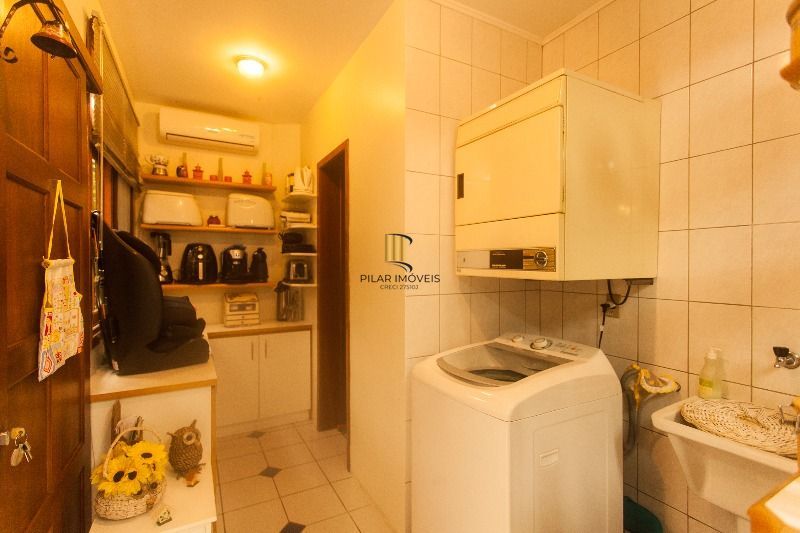 Casa Condominio para Venda - 170m², 3 dormitórios, sendo 1 suites, 2 vagas - Cavalhada