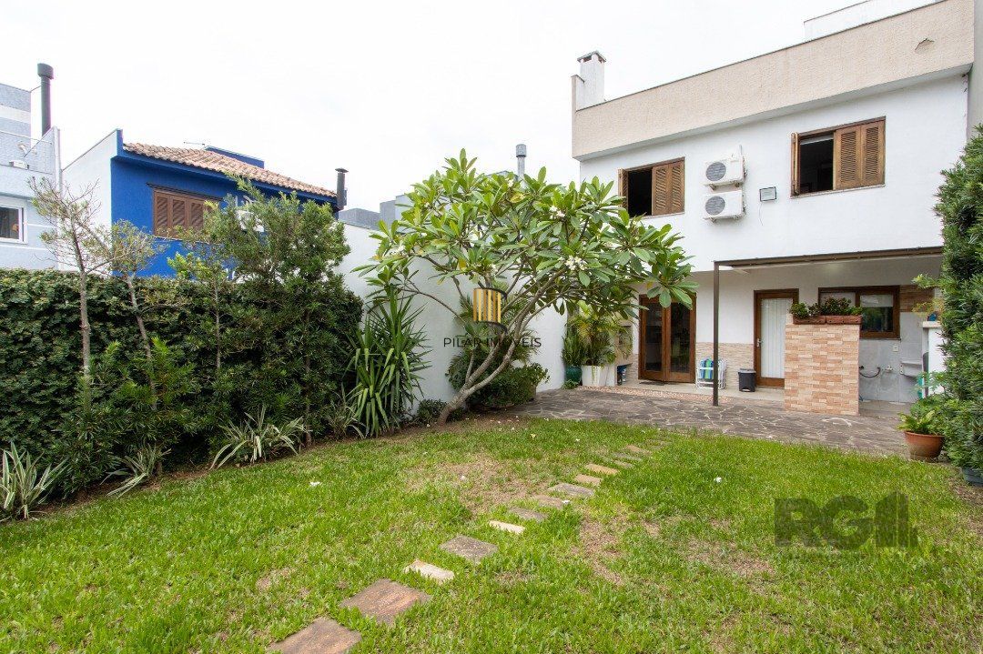 Casa para Venda - 170m², 3 dormitórios, sendo 1 suites, 2 vagas - Lagos De Nova Ipanema