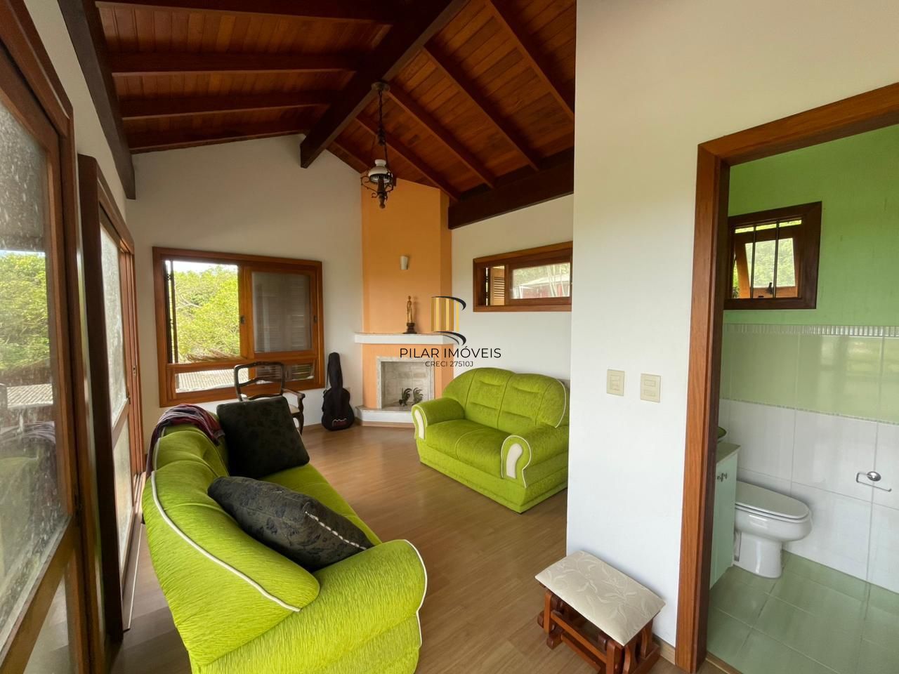 Casa à venda em Belém Novo – Vista deslumbrante para o Guaíba!