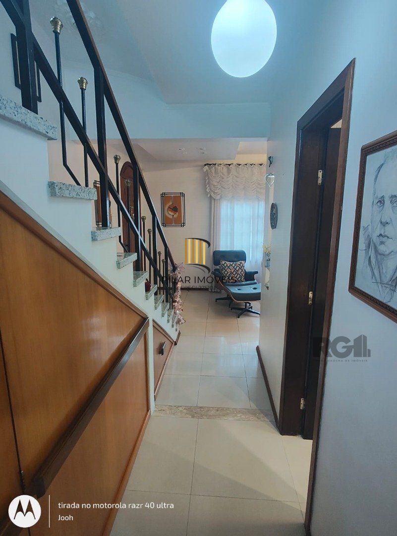 Casa 4 dormitórios no bairro Cavalhada