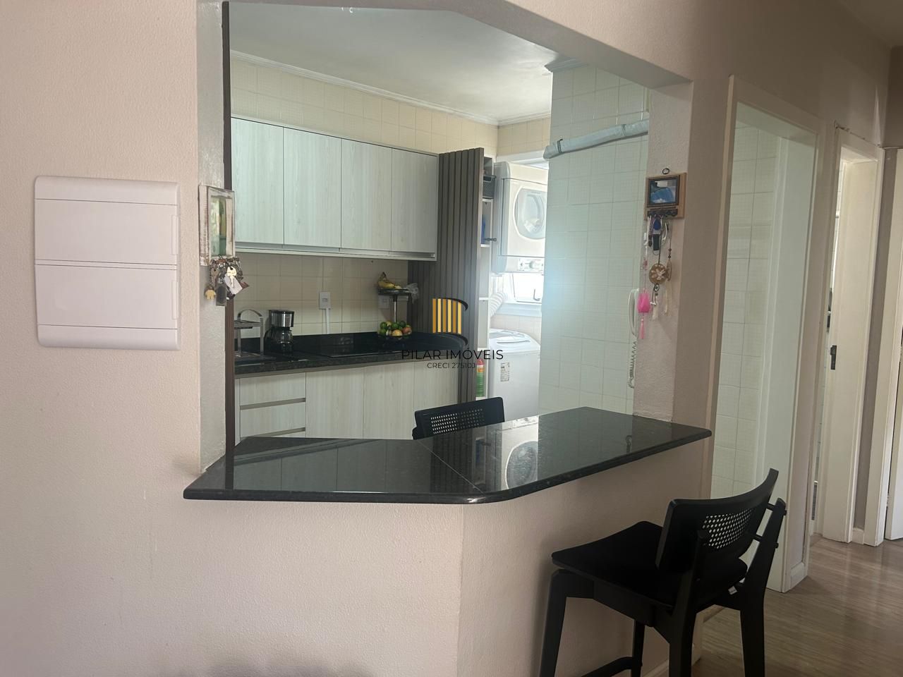 Apartamento 2 dormitórios  I Vaga  de garagem- bairro Tristeza