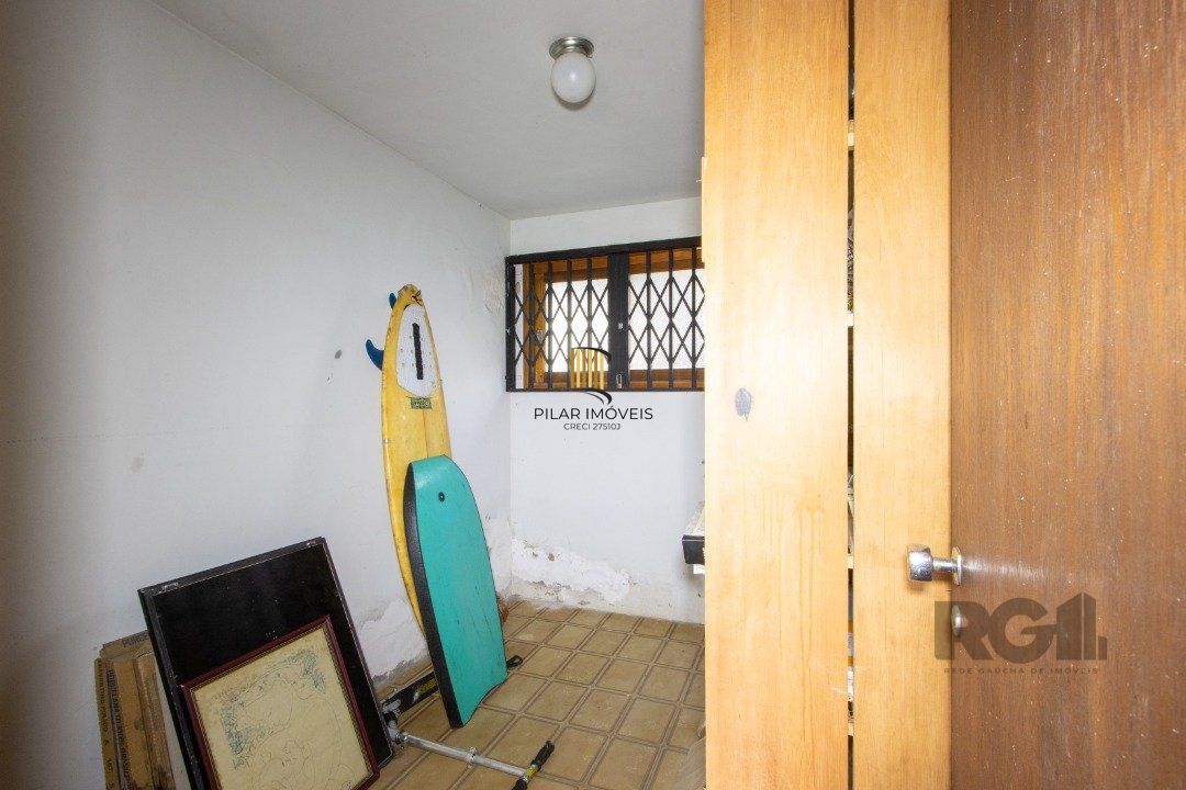 Casa para Venda - 361.95m², 4 dormitórios, sendo 2 suites, 3 vagas - Nonoai