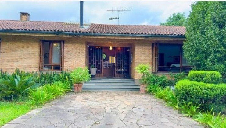 Casa 5 dormitórios no bairro Belém Velho
