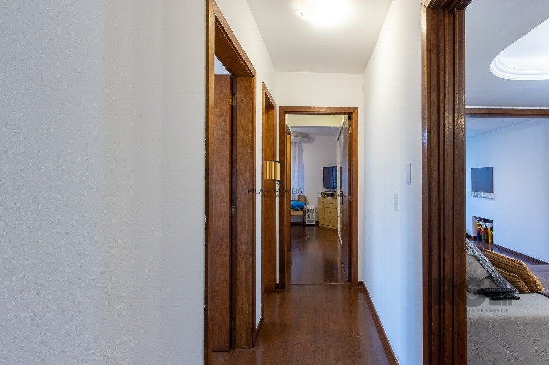 Apartamento 3 dormitórios no bairro Menino Deus