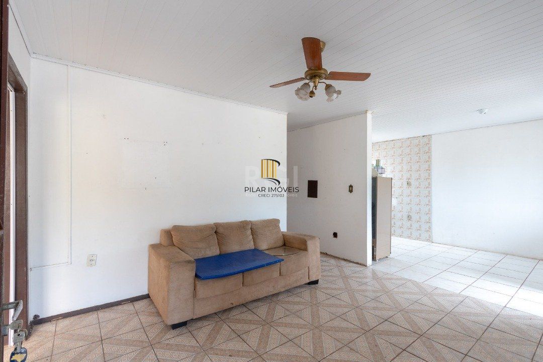 Casa para Venda - 149.99m², 6 dormitórios, sendo 2 suites, Nonoai