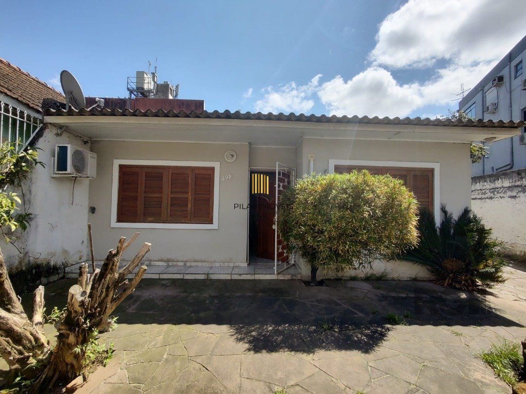 Casa 3 dormitórios no bairro Tristeza