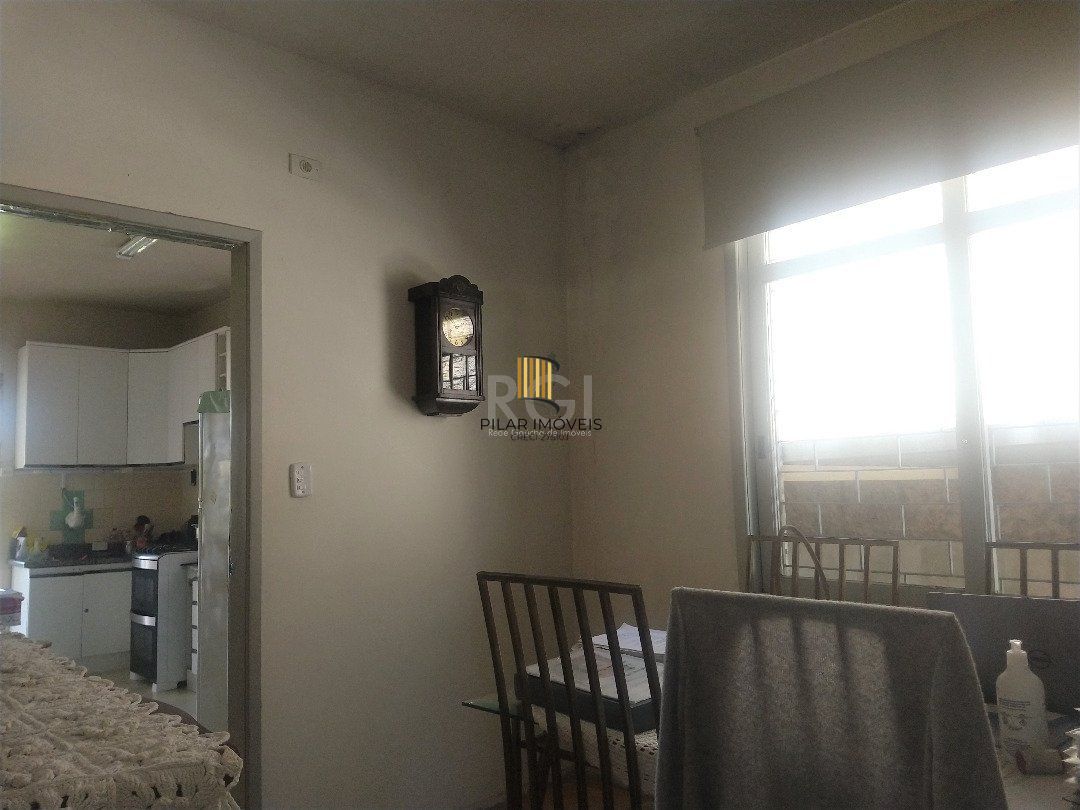 Casa para Venda - 84.96m², 3 dormitórios, 6 vagas - Camaquã