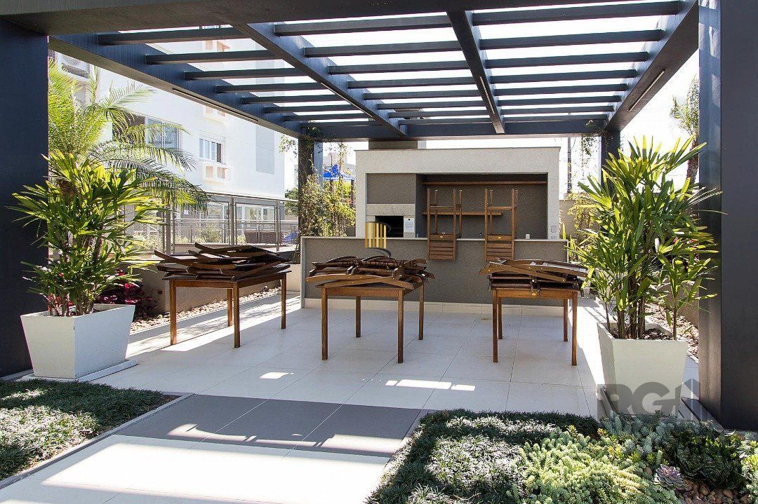 Apartamento 2 dormitórios no bairro Glória