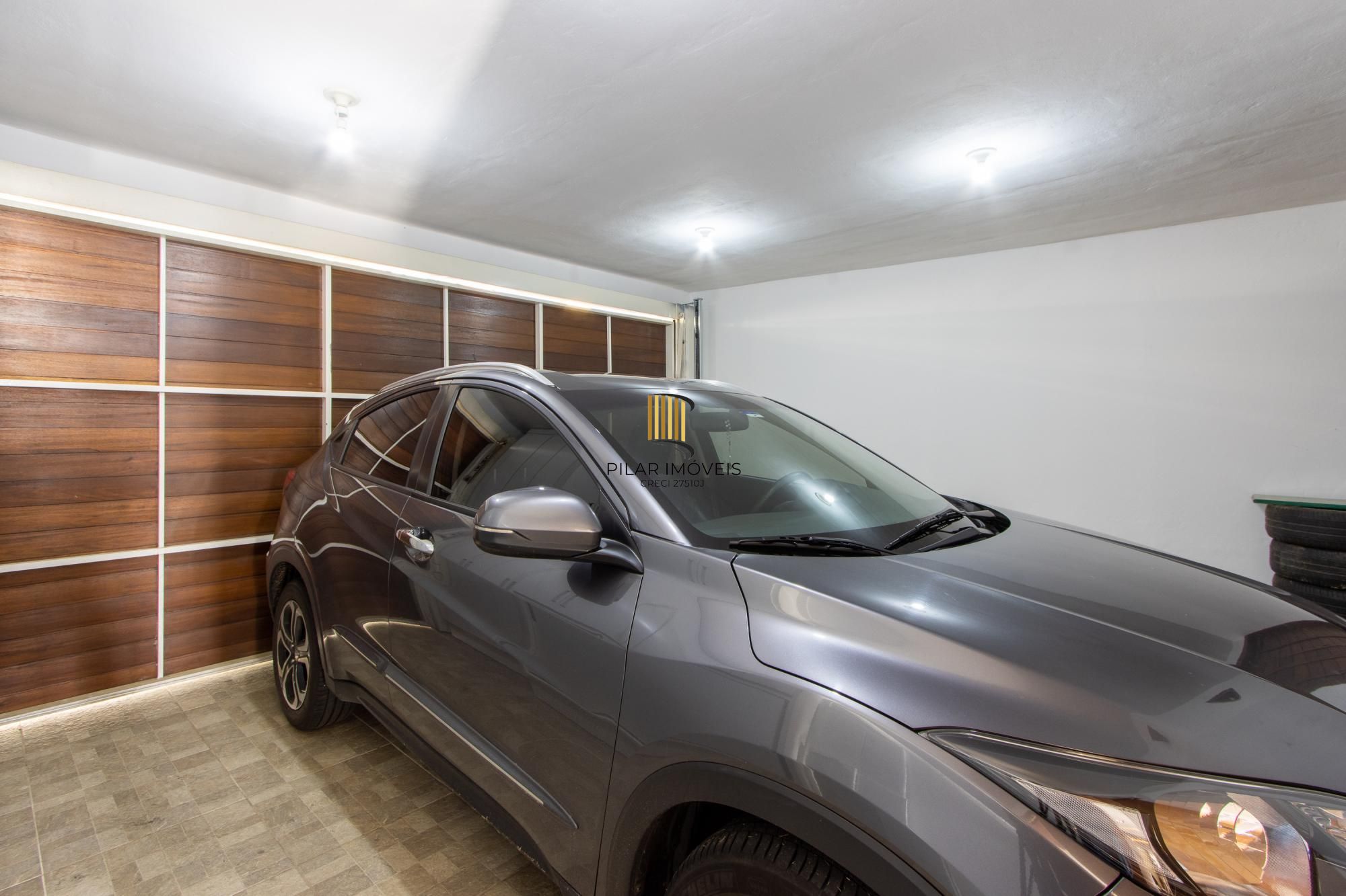 Casa 4 dormitórios com elevador