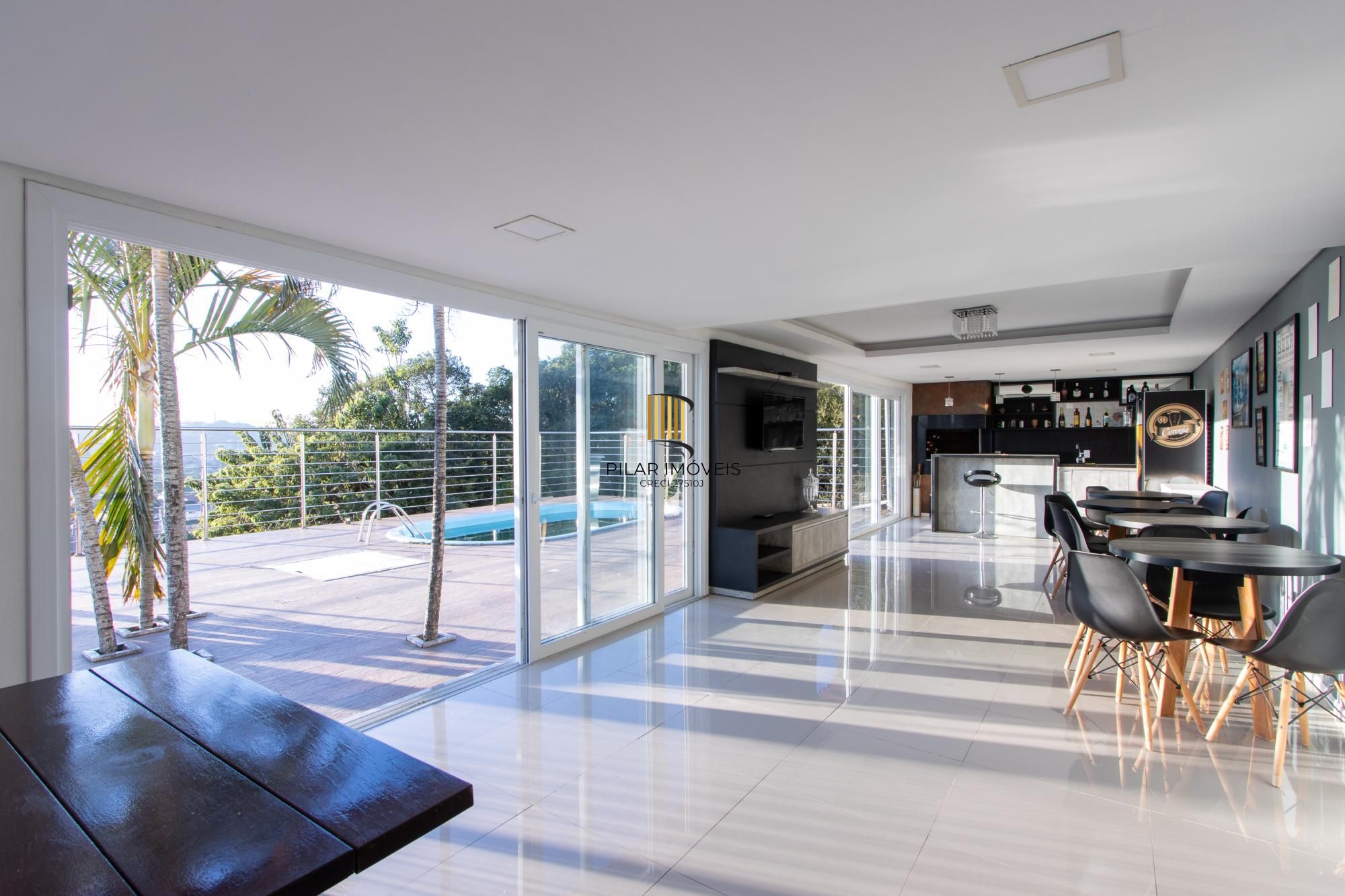 Casa em Condomínio à Venda | 282m² | 3 Suítes | 2 Vagas | Bairro Nonoai - Porto Alegre