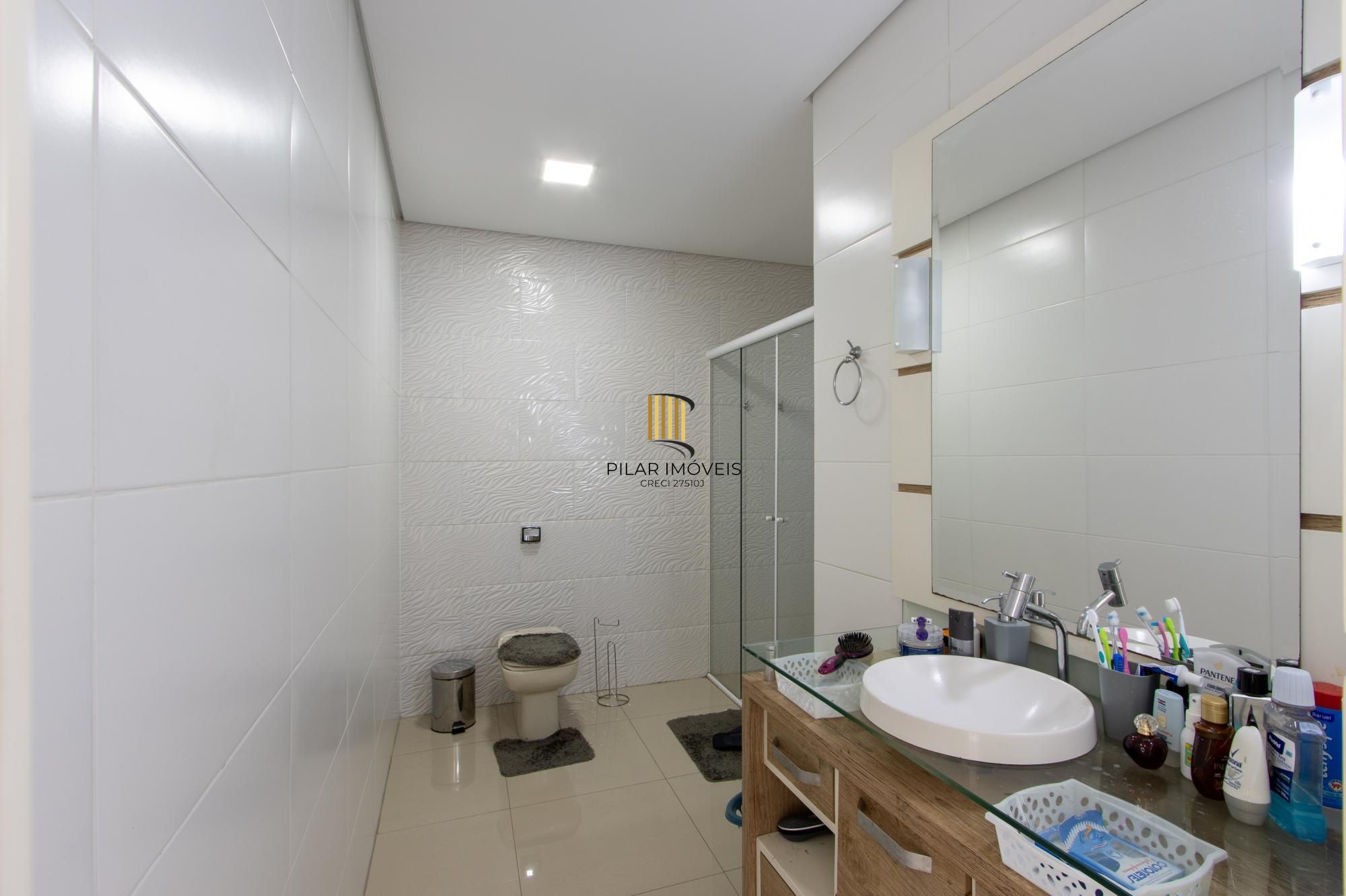 Casa em Condomínio à Venda | 282m² | 3 Suítes | 2 Vagas | Bairro Nonoai - Porto Alegre