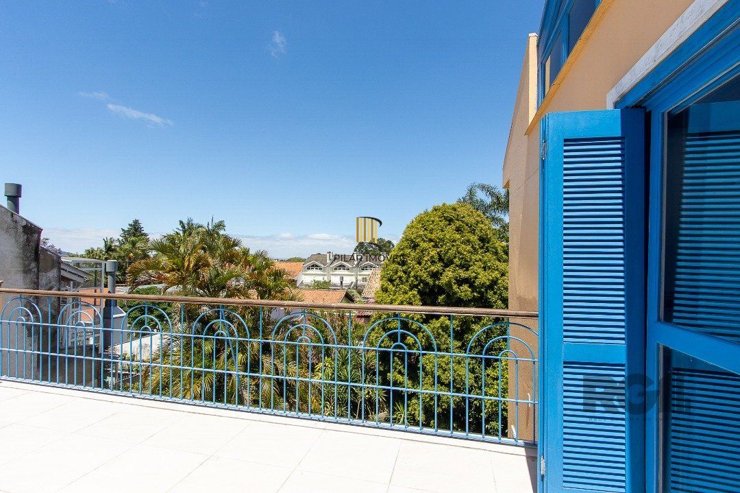 Casa 4 dormitórios no bairro Jardim Isabel