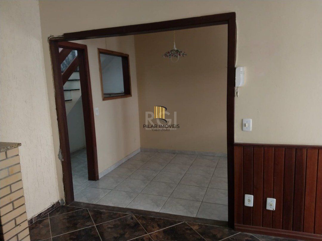 Casa para Venda - 123m², 3 dormitórios, sendo 1 suites, 2 vagas - Hípica