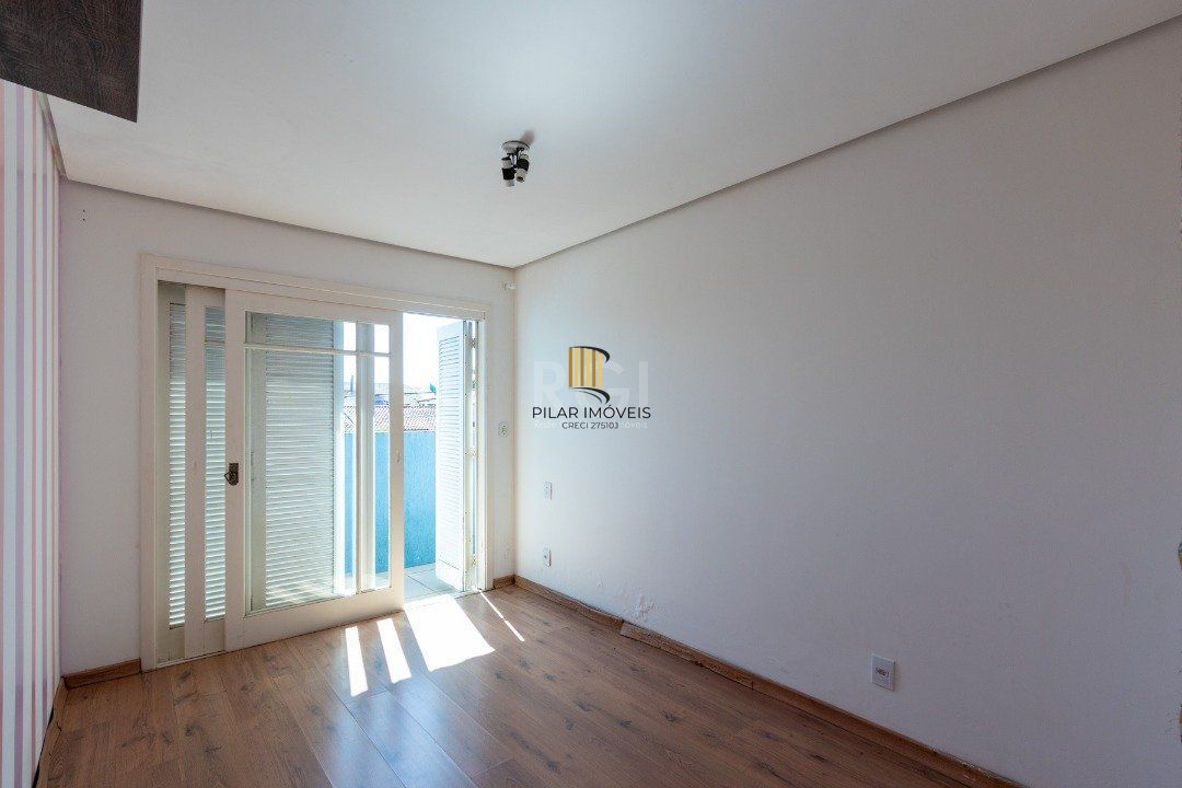 Casa para Venda - 205.81m², 3 dormitórios, sendo 1 suites, 2 vagas - Ipanema