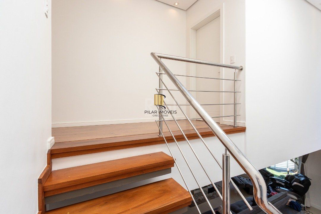 Casa para Venda - 420m², 3 dormitórios, sendo 3 suites, 8 vagas - Ipanema