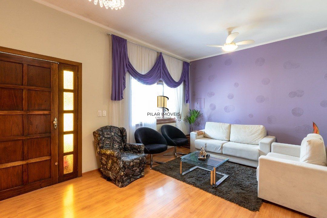 Casa para Venda - 213m², 2 dormitórios, sendo 1 suites, 2 vagas - Hípica