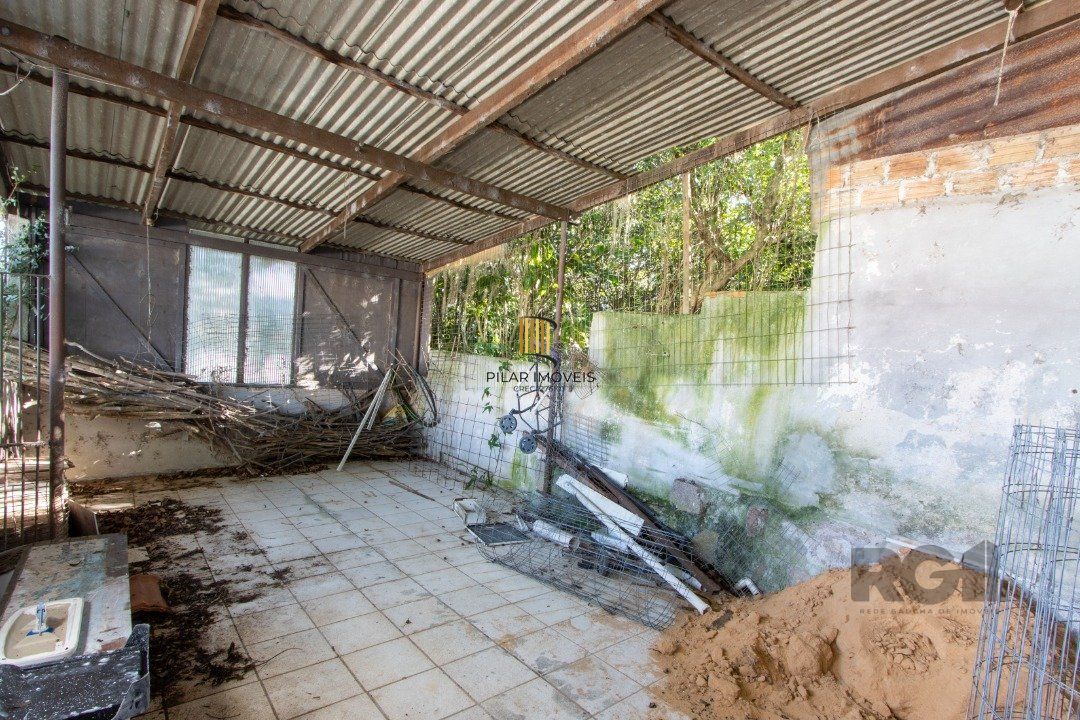Casa para Venda - 200m², 3 dormitórios, 2 vagas - Cavalhada