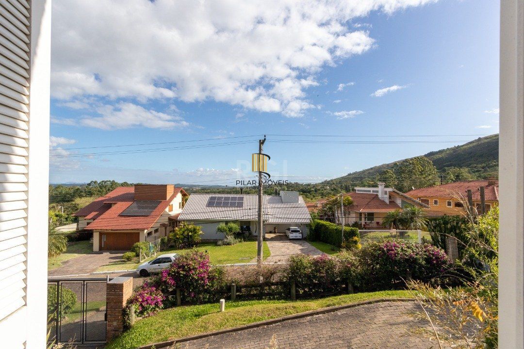Casa Condominio para Venda - 280m², 3 dormitórios, sendo 1 suites, 4 vagas - Campo Novo