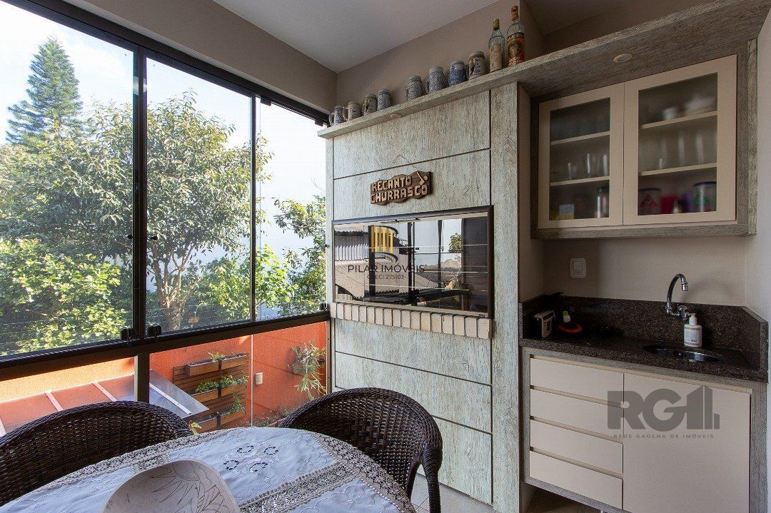 Casa de Condomínio 3 dormitórios no bairro Tristeza