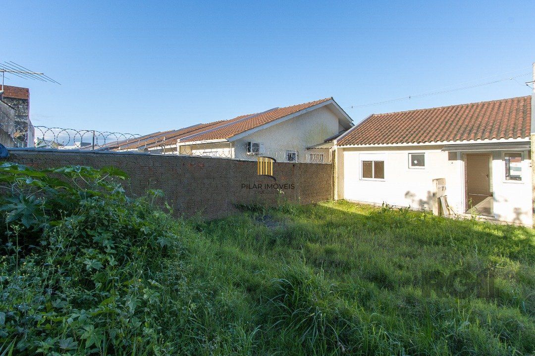 Casa 2 dormitórios no bairro Restinga