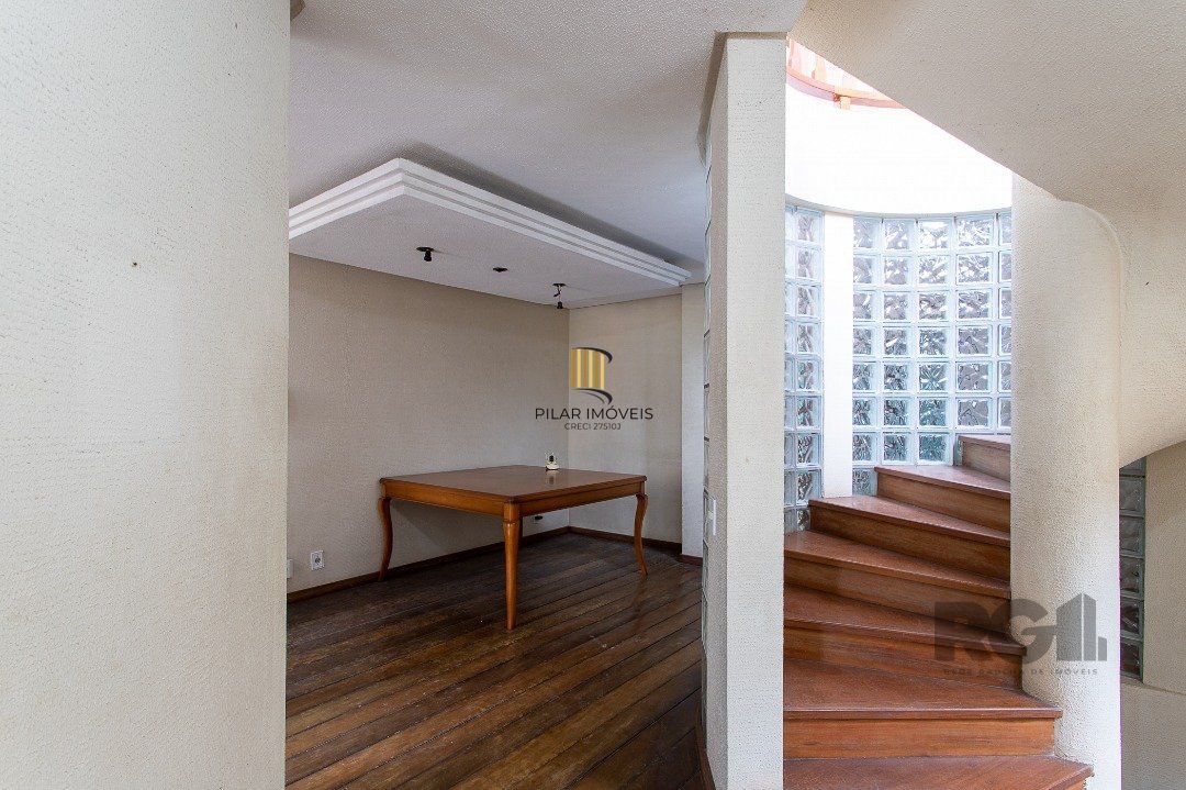Prédio Comercial no bairro Pedra Redonda