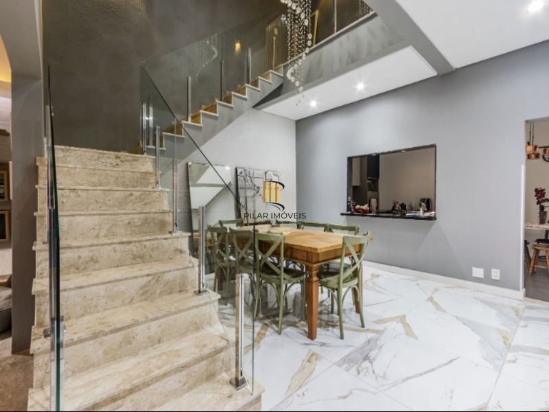 Casa com ótima localização proximo ao shopping IGUATEMI