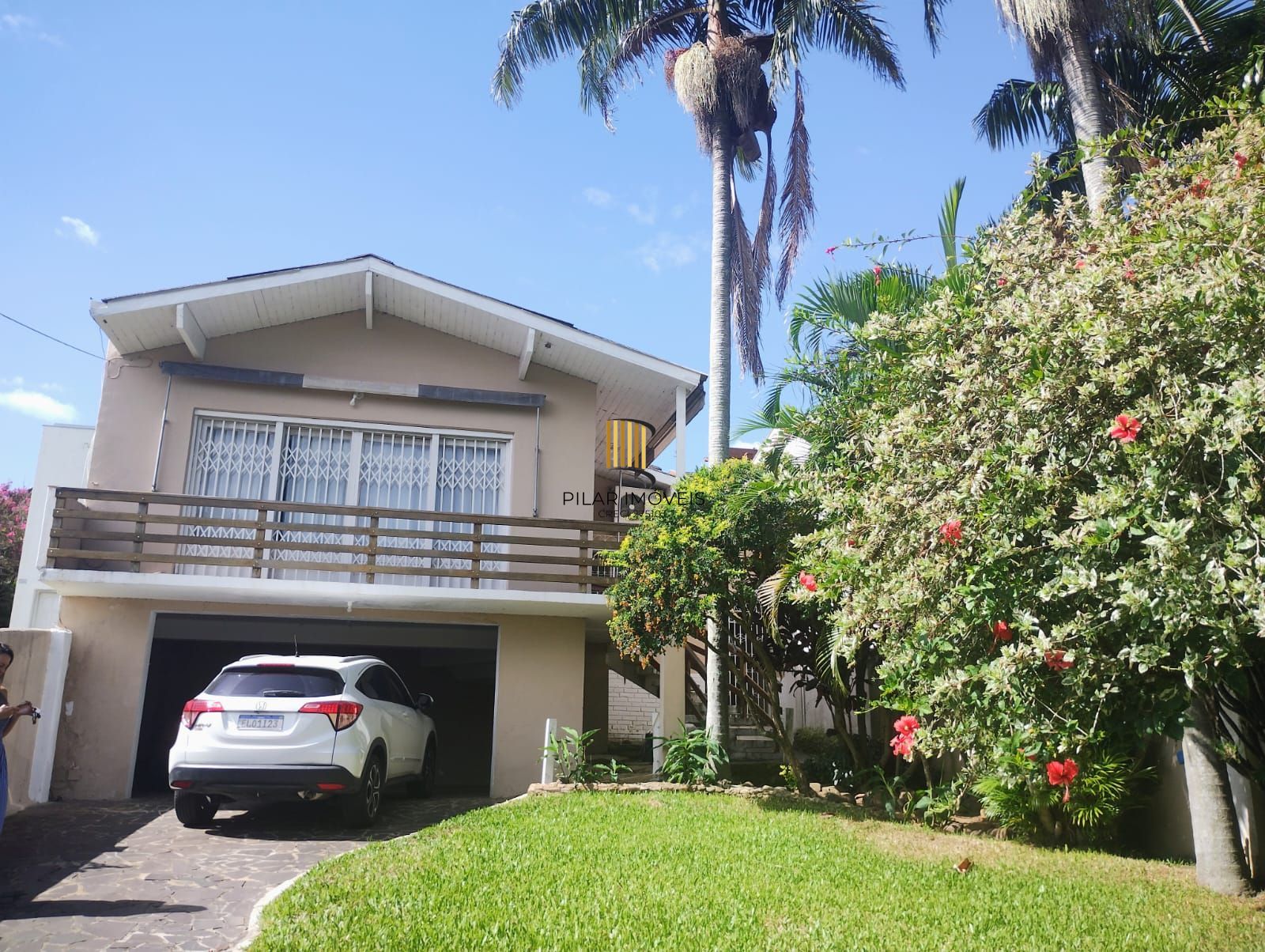 Casa 3 quantos com suíte, espaço gourmet, na Tristeza.