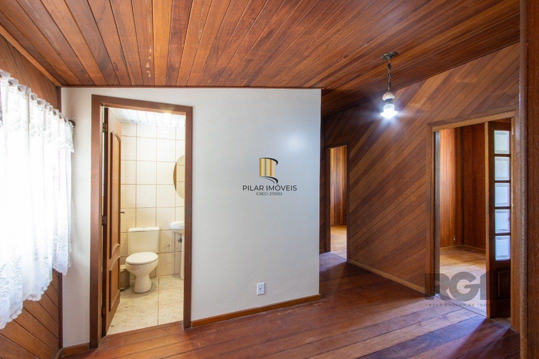 Casa 4 dormitórios no bairro Espírito Santo