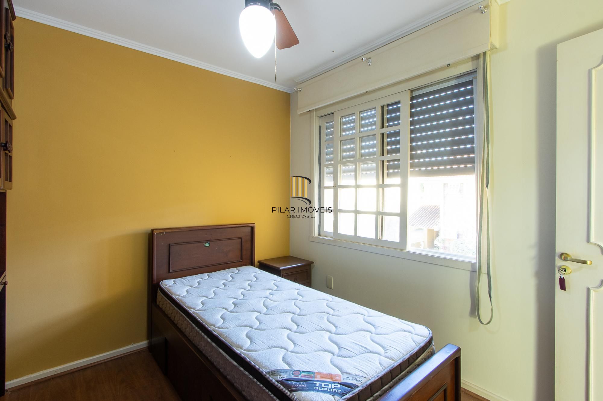 Casa condomínio, no bairro Tristeza, 175,17m² área privativa,03 dormitórios 01 suíte e 02 vagas!