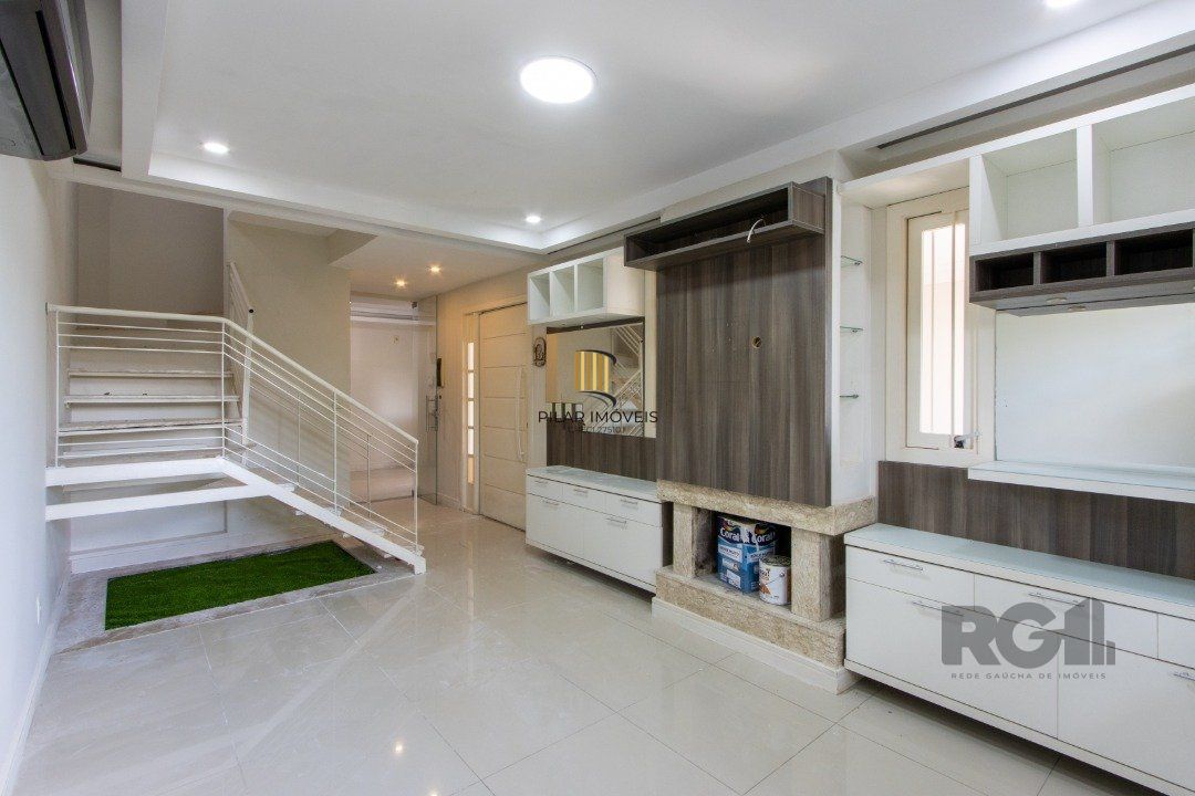 Casa Condominio para Venda - 132.48m², 3 dormitórios, sendo 1 suites, 2 vagas - Nonoai