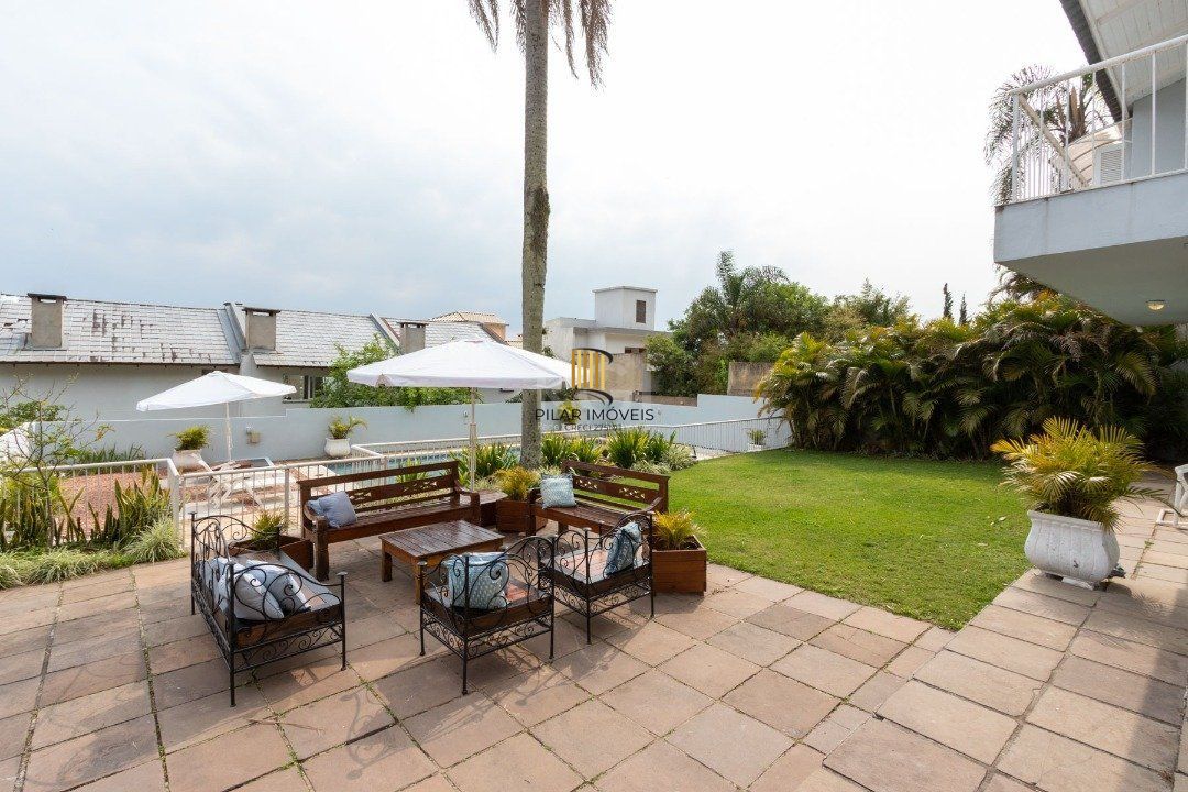 Casa para Venda - 312m², 5 dormitórios, sendo 3 suites, 6 vagas - Vila Conceição
