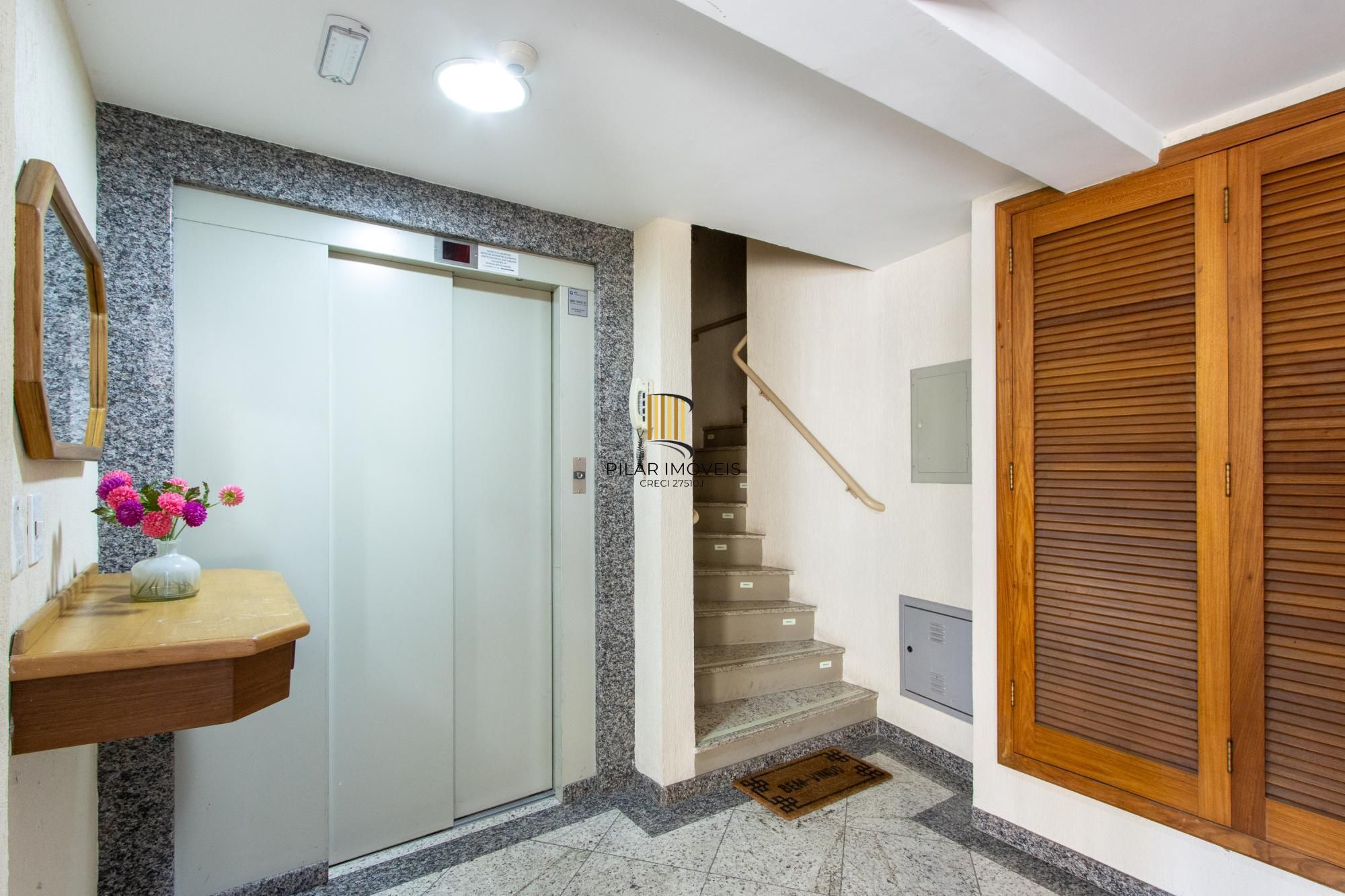 Apartamento 4 dormitórios no bairro Passo da Areia