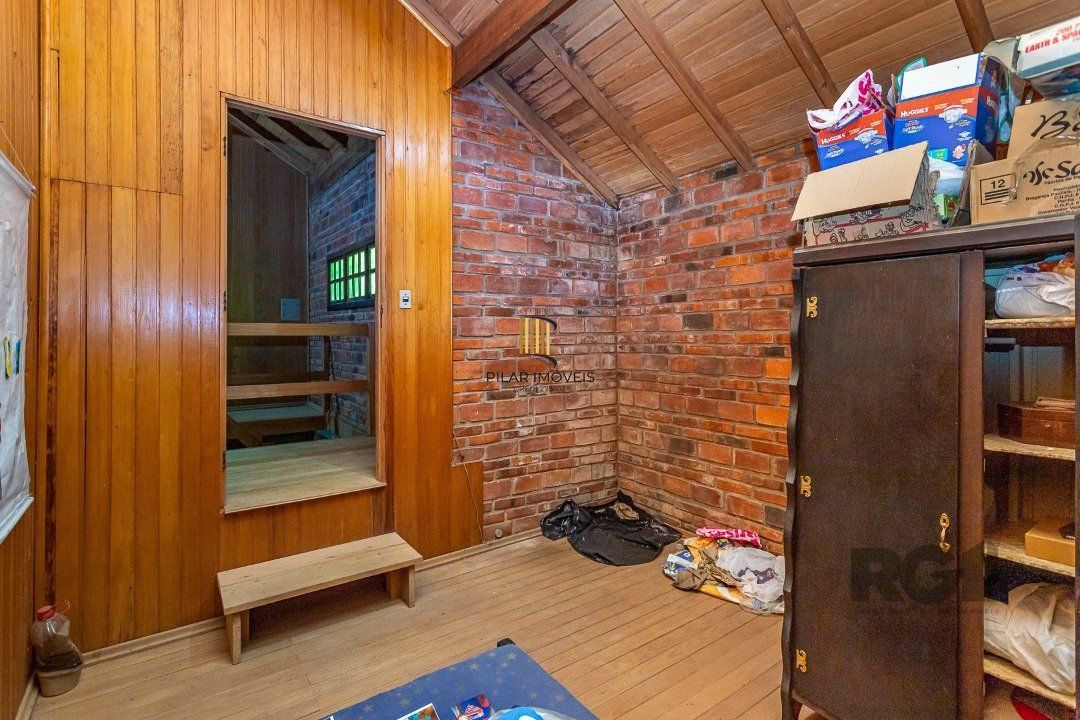 Casa 4 dormitórios, Altos da Vila Nova, Zona Sul, Porto Alegre.