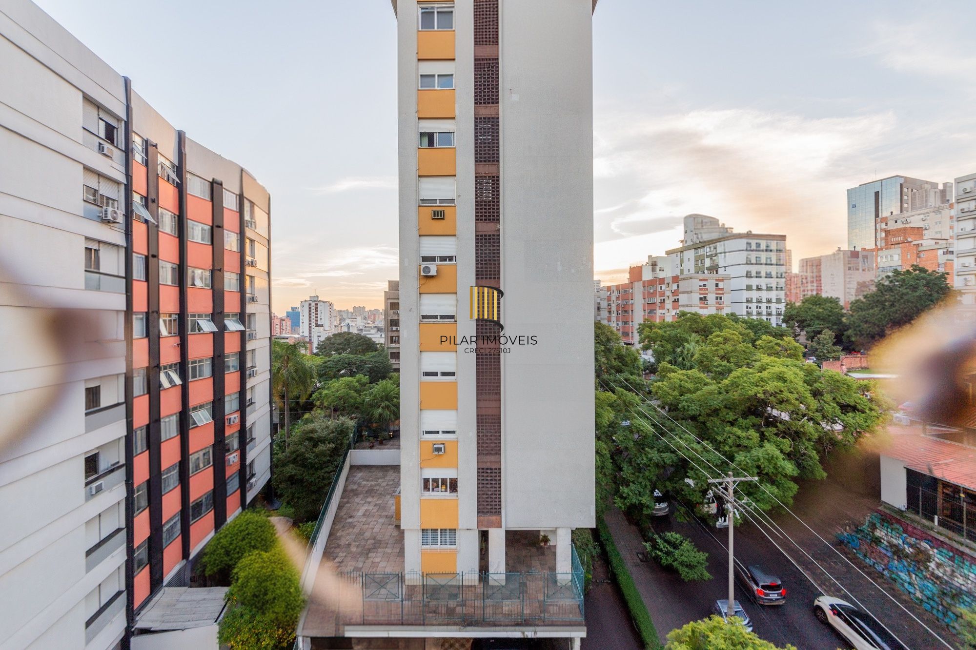 Apartamento com 2 suites, lavabo e 2 vagas de garagem no Bairro Rio Branco