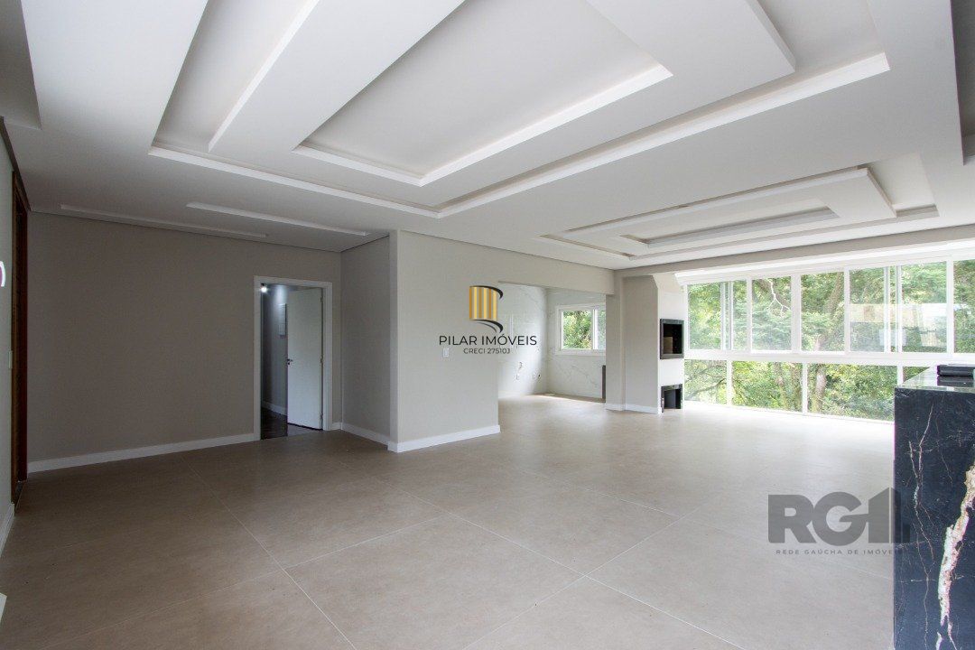 Casa | 3 quartos | 2 Suítes | 4 vagas cobertas | 260m2 Privativos | Bairro Santa Tereza