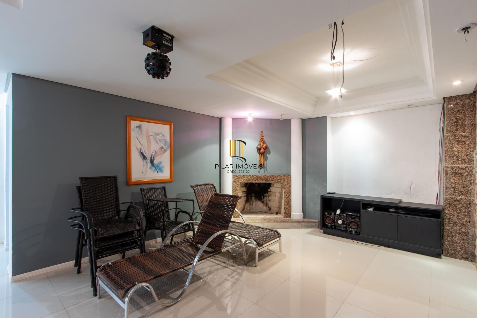 Casa em Condomínio à Venda | 282m² | 3 Suítes | 2 Vagas | Bairro Nonoai - Porto Alegre