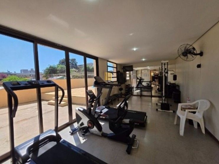 Apartamento  com 2 dormitórios, lavabo, banho social e churrasqueira integrada.