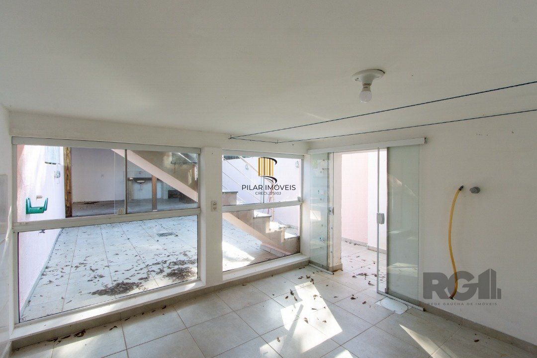 Casa 3 dormitórios no bairro Espírito Santo