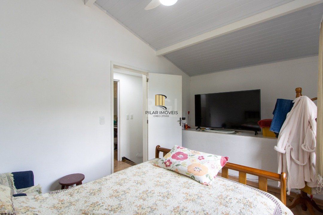 Casa para Venda - 180m², 3 dormitórios, sendo 1 suites, 2 vagas - Ipanema