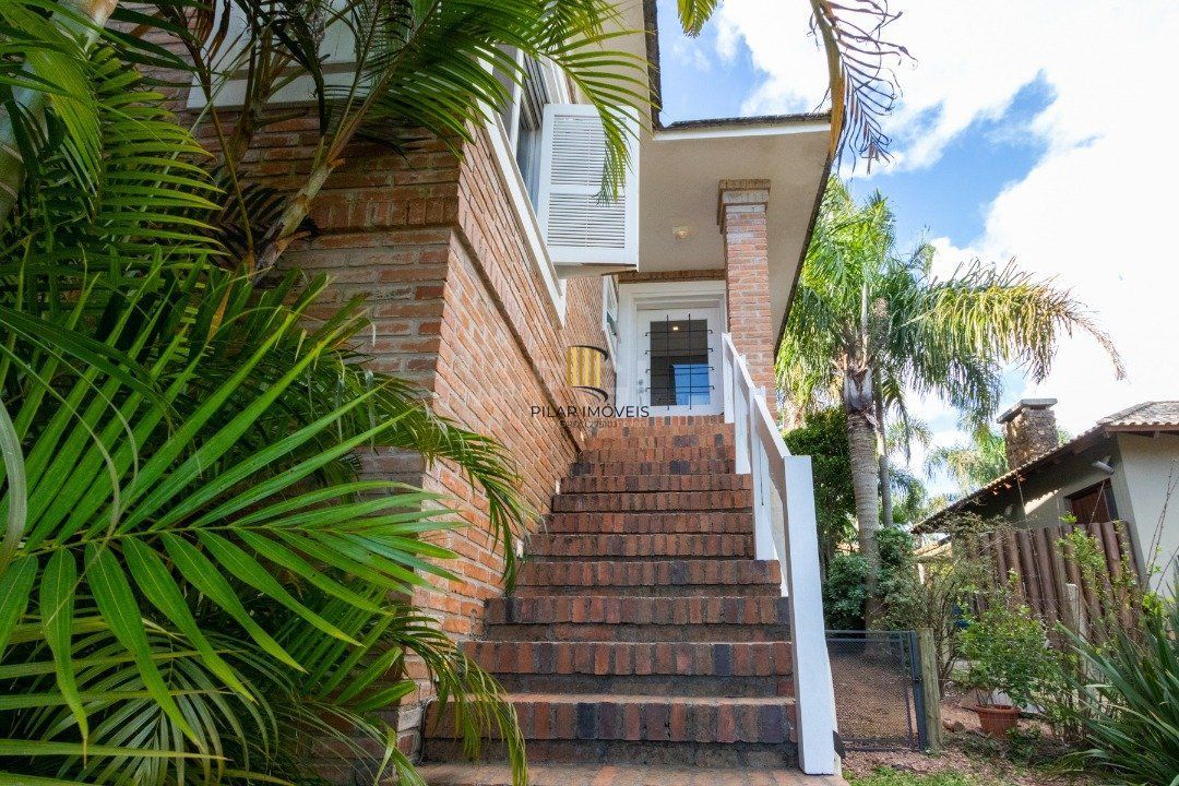 Casa Condominio para Venda - 280m², 3 dormitórios, sendo 1 suites, 4 vagas - Campo Novo